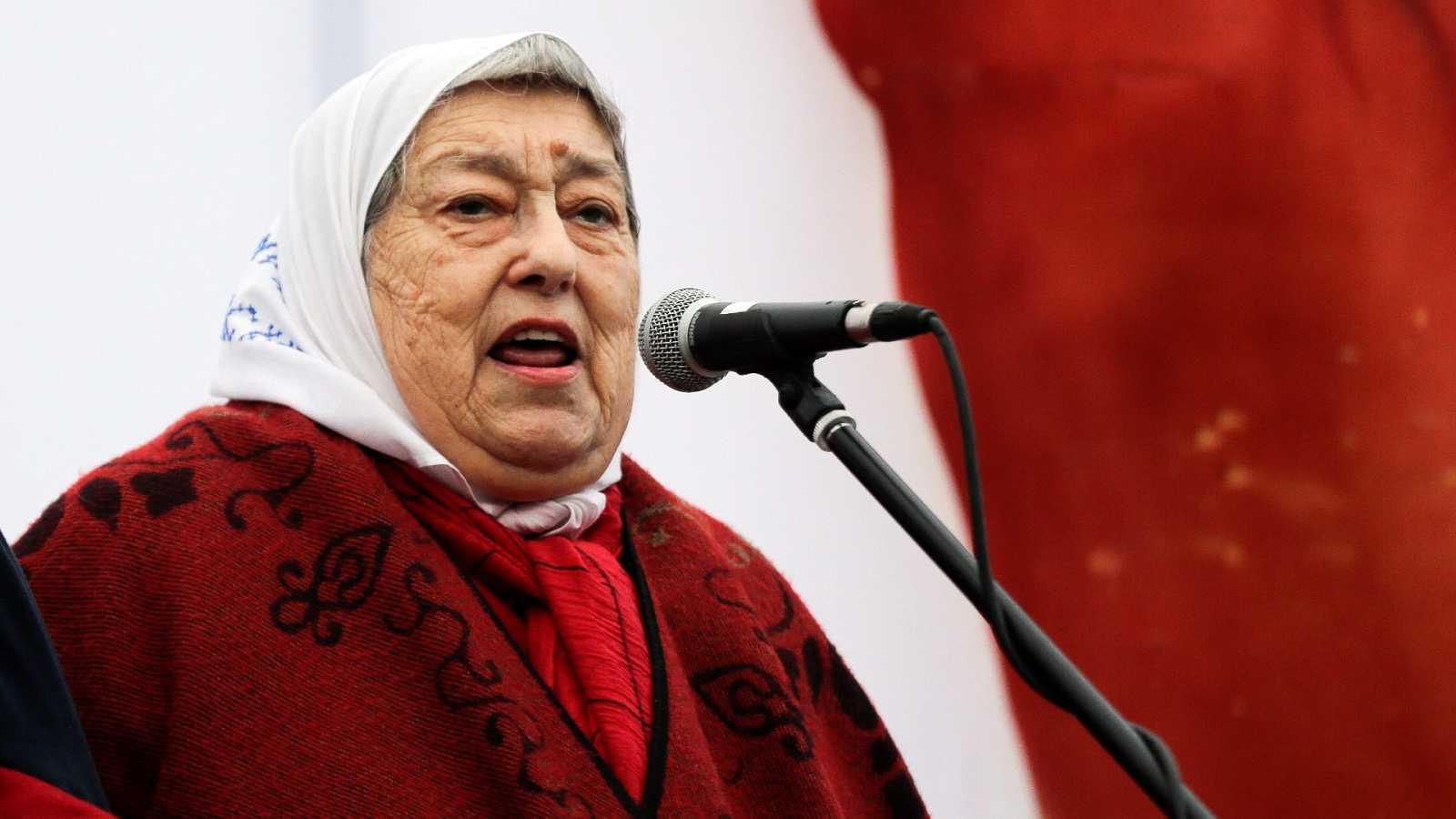 Muere Hebe de Bonafini, la emblemática y controvertida líder de las Madres de Plaza de Mayo de Argentina