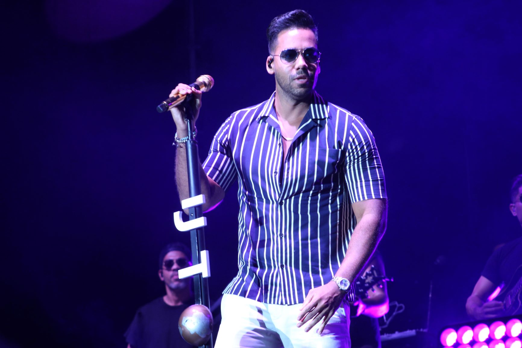 Romeo Santos implanta récord de cuatro conciertos en Perú