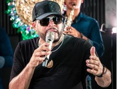 Matan a esposa de Julián Oro Duro durante robo en su vivienda; artista resulta gravemente herido 